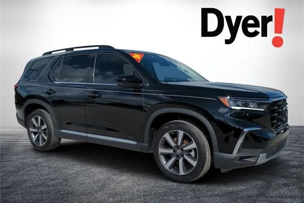 2024 Honda Pilot Touring photo 1