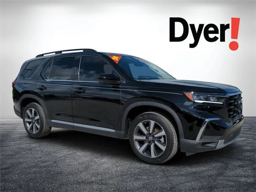2024 Honda Pilot Touring photo 1