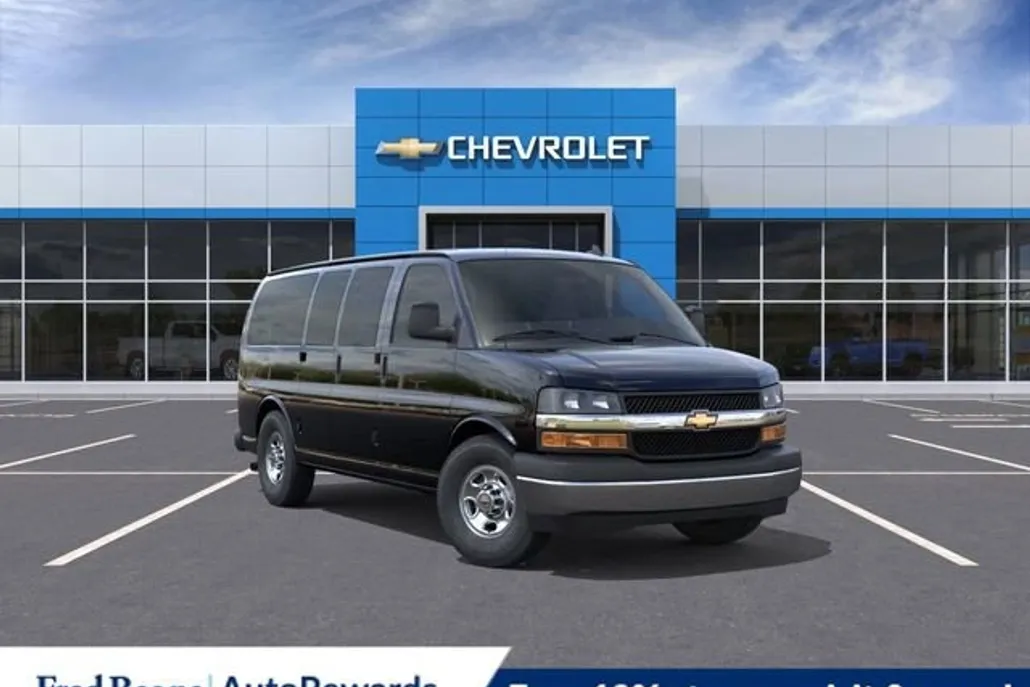 2025 Chevrolet Express Cargo 2500 Van photo 1