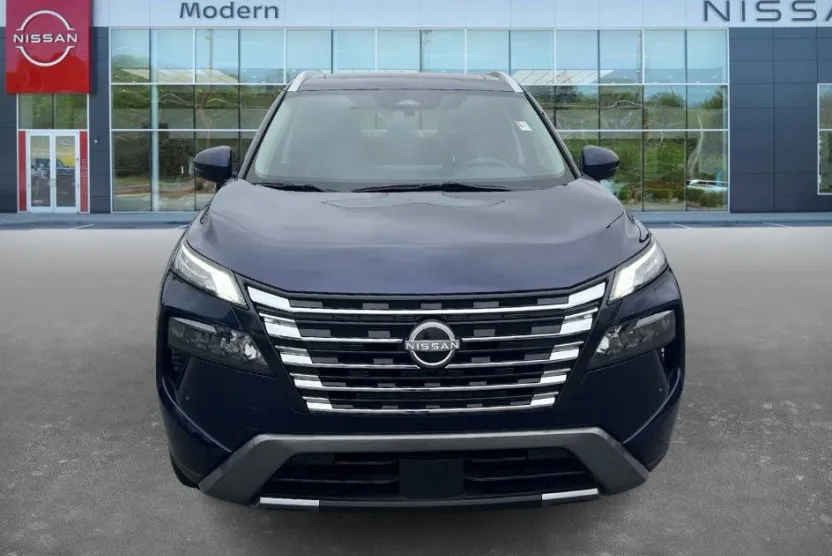 2024 Nissan Rogue SL photo 1