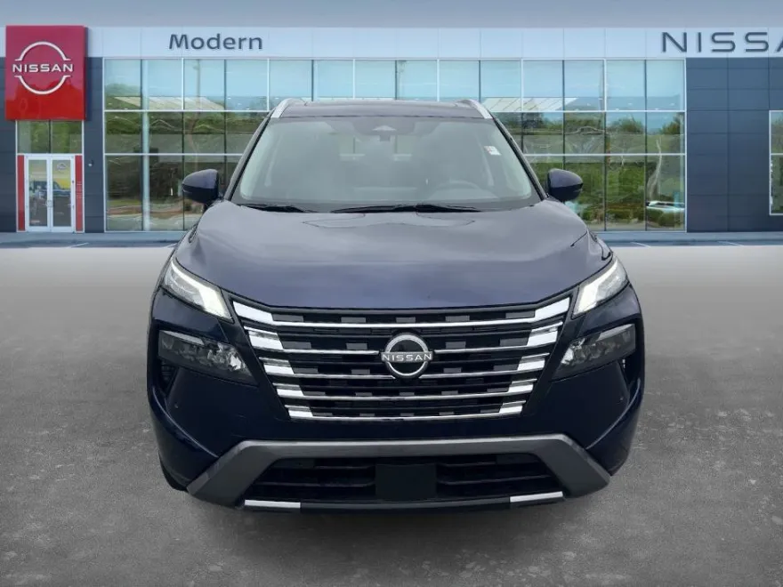 2024 Nissan Rogue SL photo 1