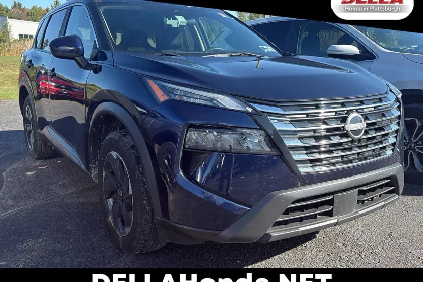 2024 Nissan Rogue SV photo 1