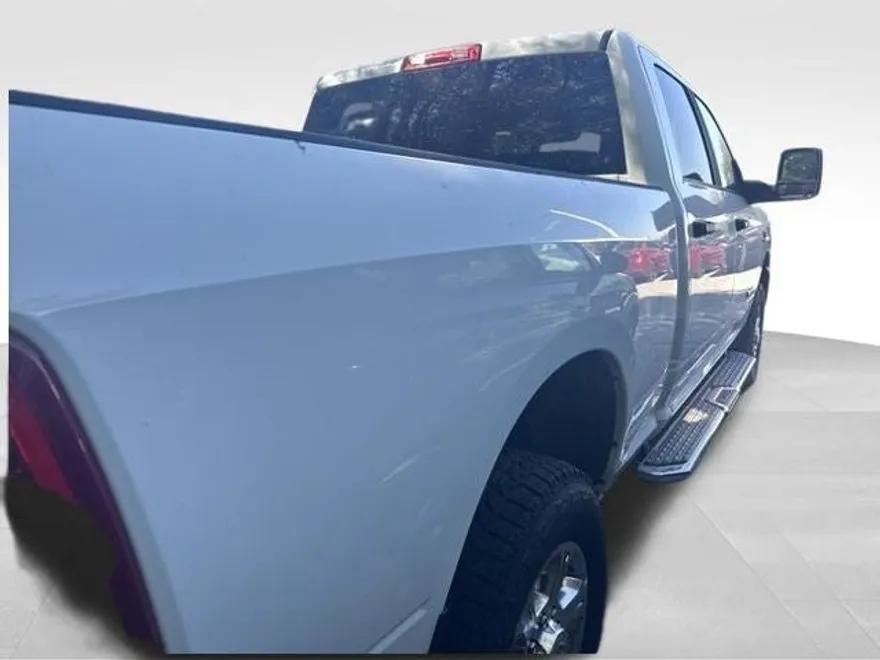 2024 Ram 2500 Big Horn photo 1