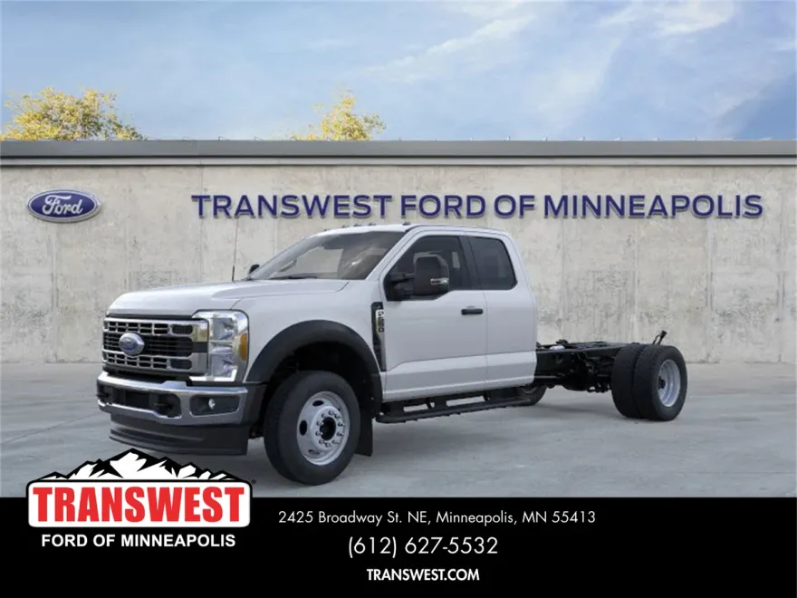 2025 Ford F-550 XL photo 1