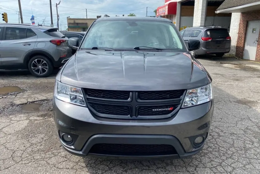 2018 Dodge Journey GT photo 1