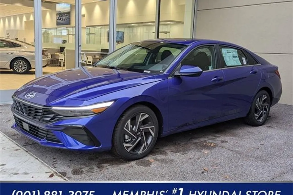 2025 Hyundai Elantra SEL Convenience photo 1