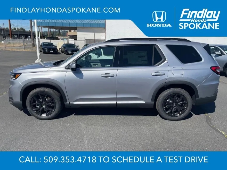 2025 Honda Pilot Touring photo 1
