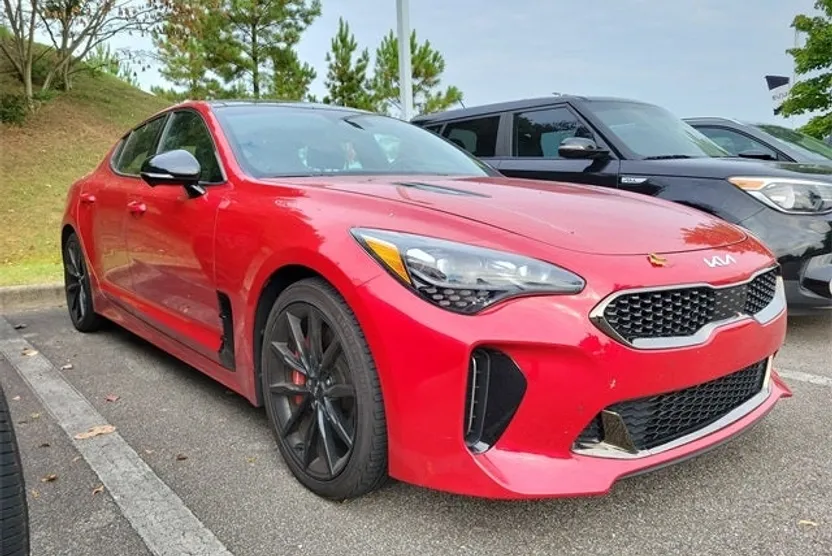 2023 Kia Stinger GT2 photo 1