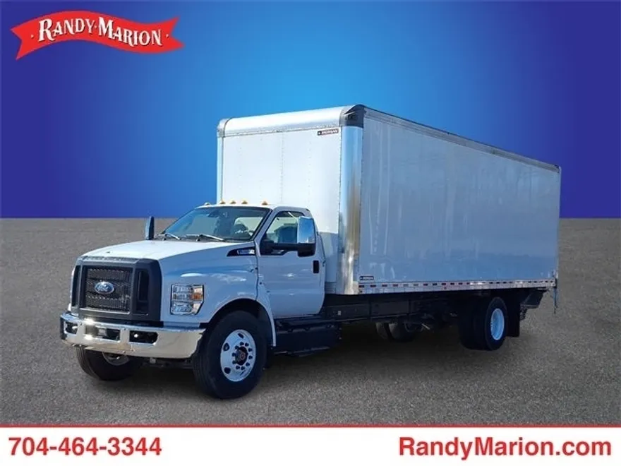 2023 Ford F-650 photo 1