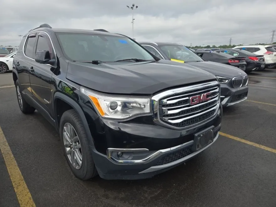 2019 Gmc Acadia SLT photo 1