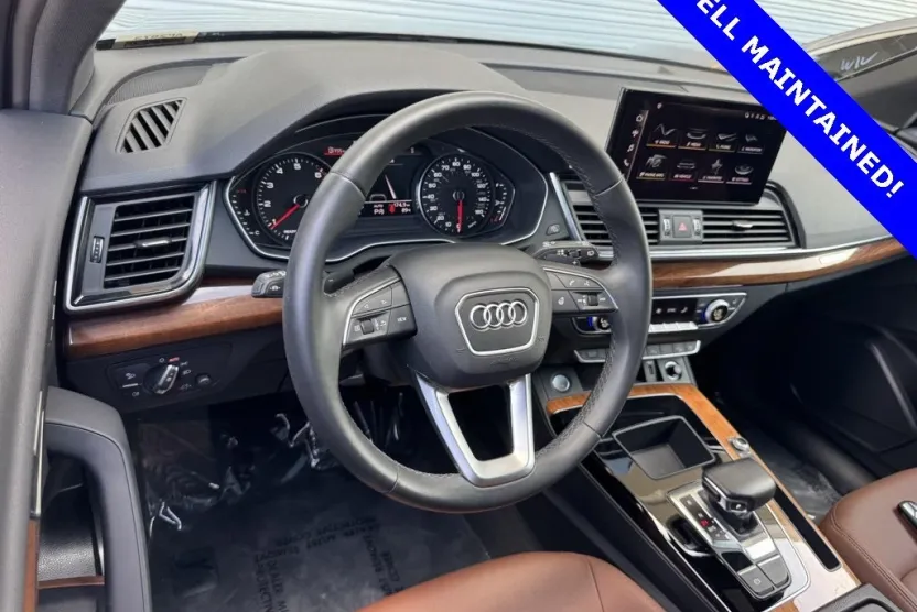 2022 Audi Q5 45 S line Premium photo 1