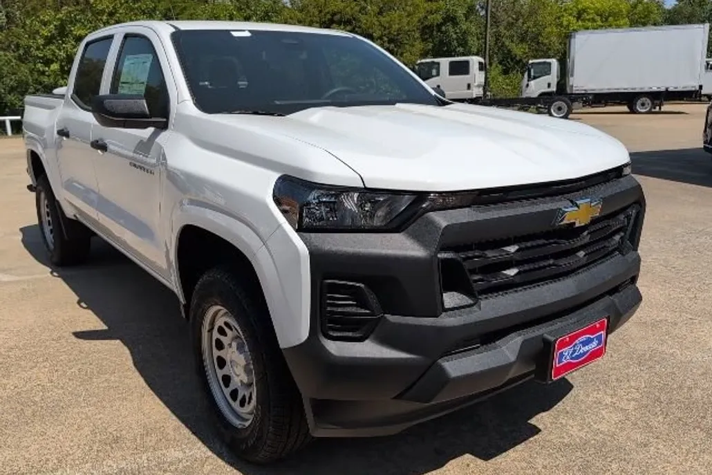 2026 Chevrolet Colorado Work Truck photo 1