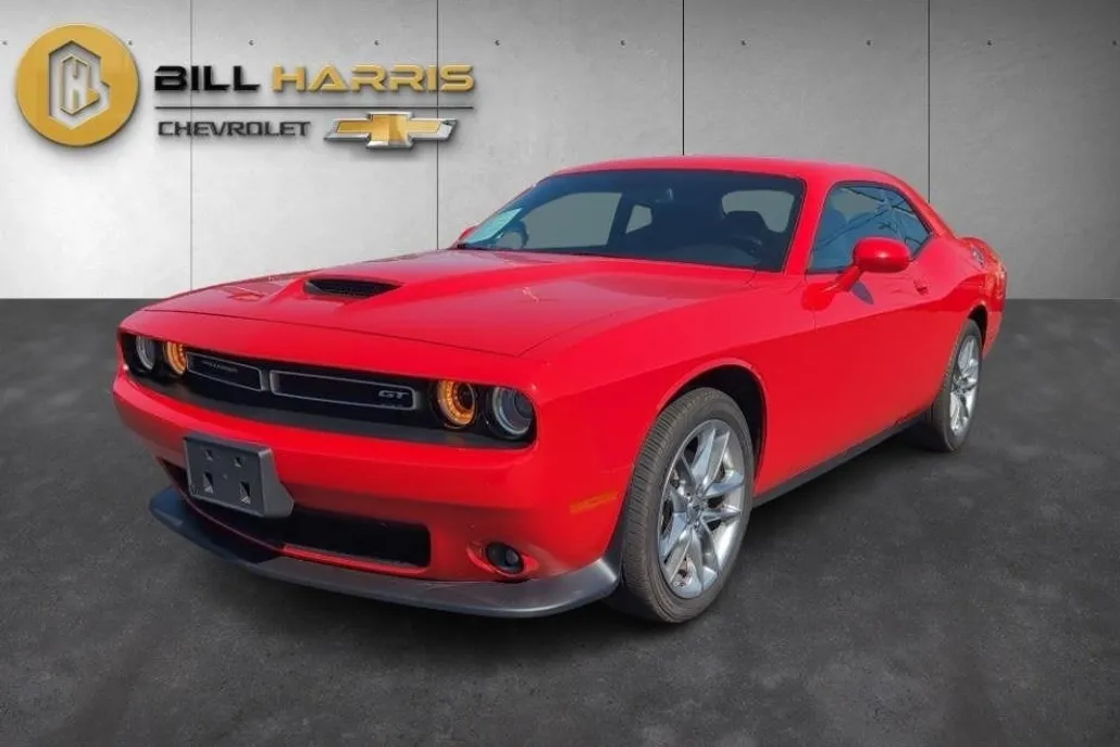 2022 Dodge Challenger GT photo 1