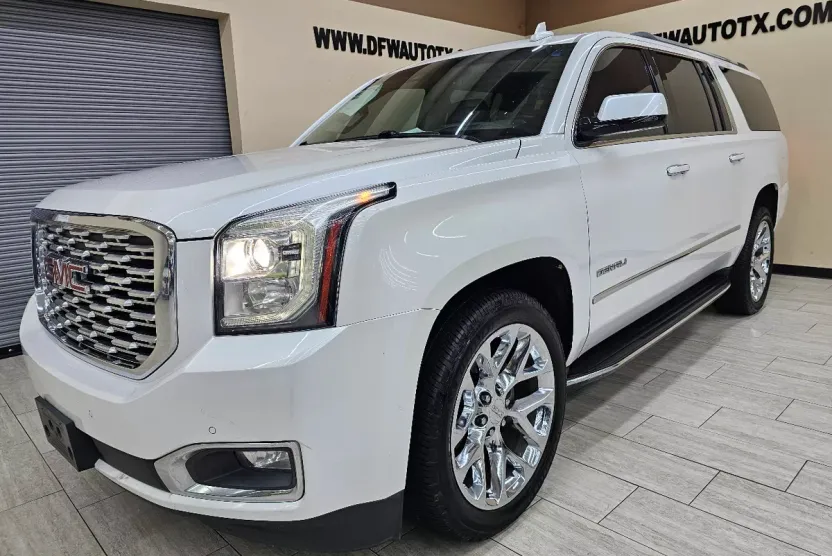 2018 Gmc Yukon XL Denali photo 1