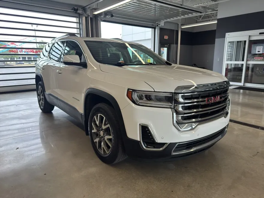2022 Gmc Acadia SLE photo 1