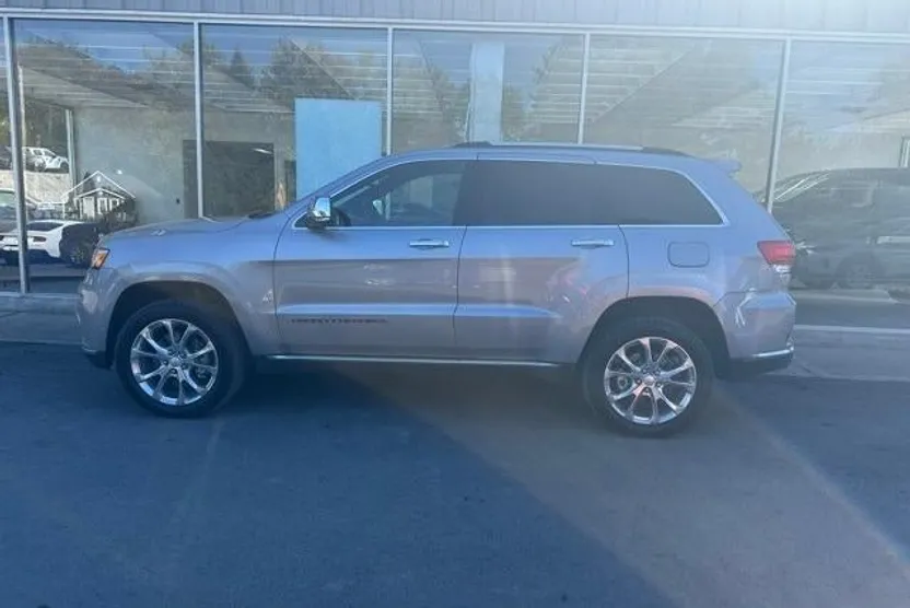 2020 Jeep Grand Cherokee Summit photo 1