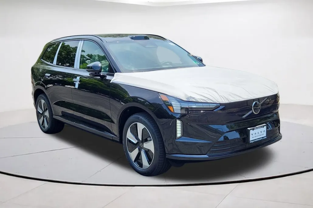 2025 Volvo EX90 Twin Motor Plus photo 1