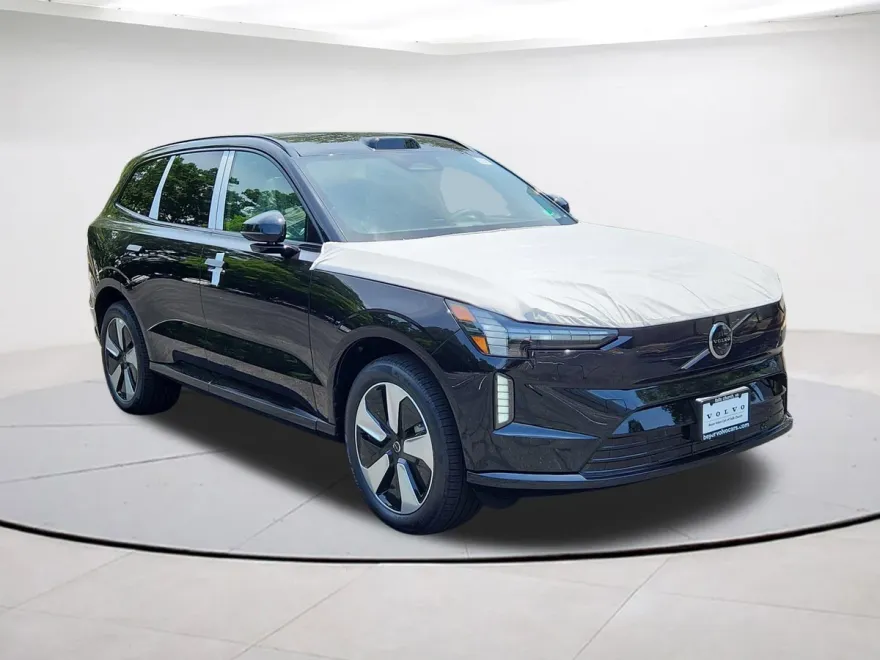 2025 Volvo EX90 Twin Motor Plus photo 1