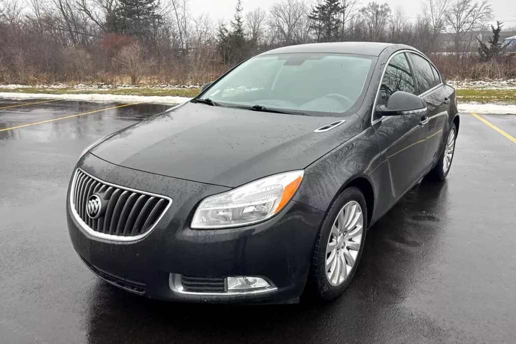 2012 Buick Regal Premium photo 1