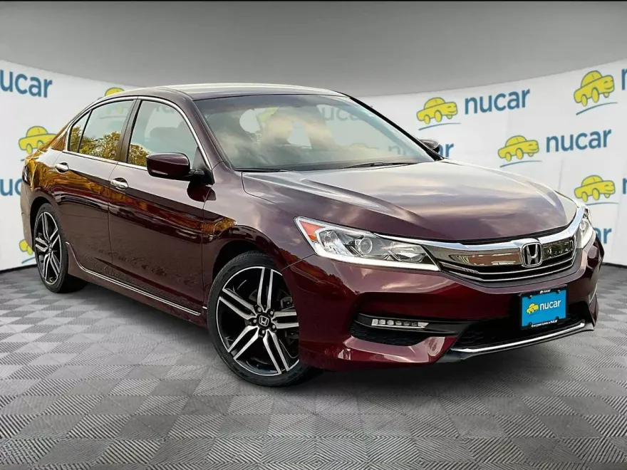 2017 Honda Accord Sport photo 1