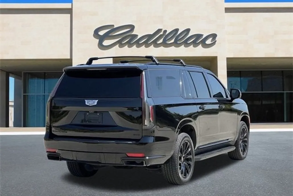 2021 Cadillac Escalade ESV Sport photo 1