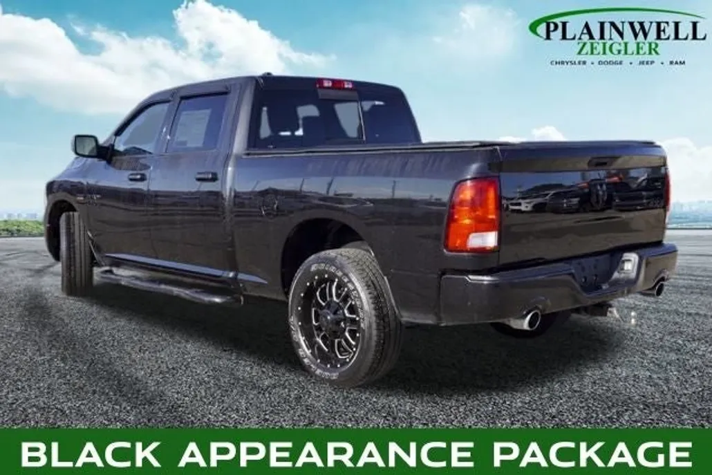 2018 Ram 1500 Big Horn photo 1
