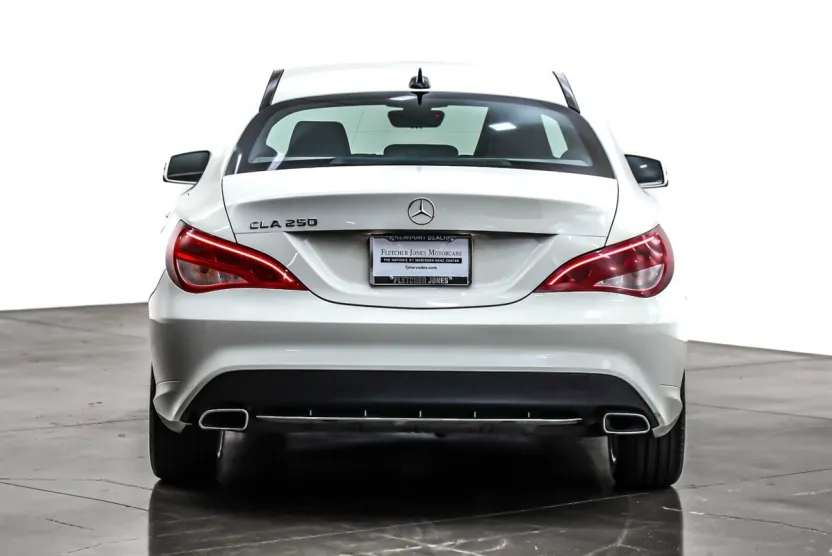 2015 Mercedes Benz CLA 250 photo 1