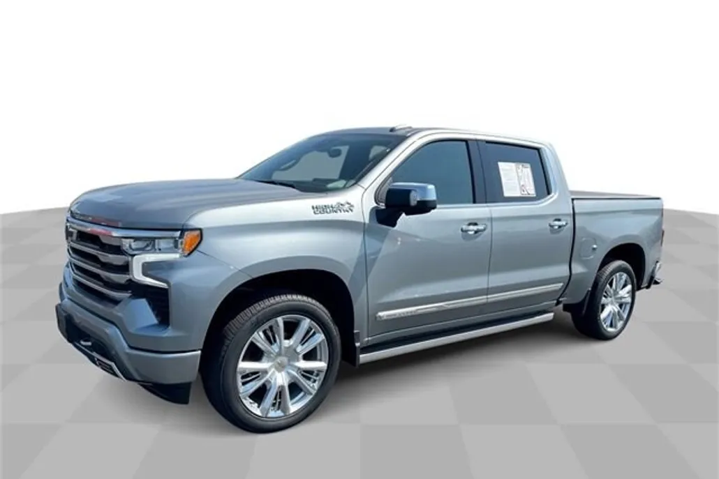 2024 Chevrolet Silverado 1500 High Country photo 1