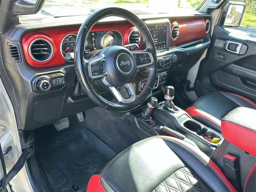 2020 Jeep Gladiator Rubicon photo 1