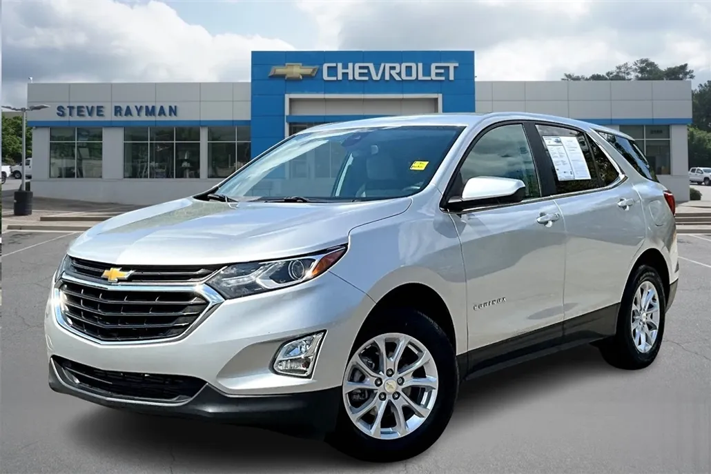 2021 Chevrolet Equinox LT photo 1