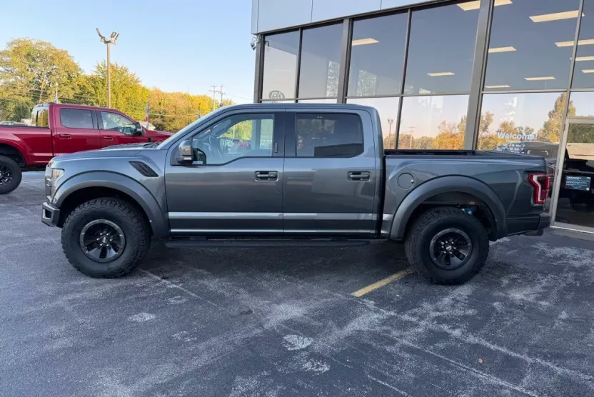 2018 Ford F-150 Raptor photo 1
