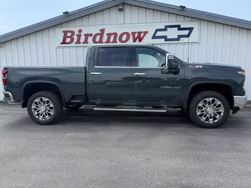 2025 Chevrolet Silverado 2500HD LTZ photo 1