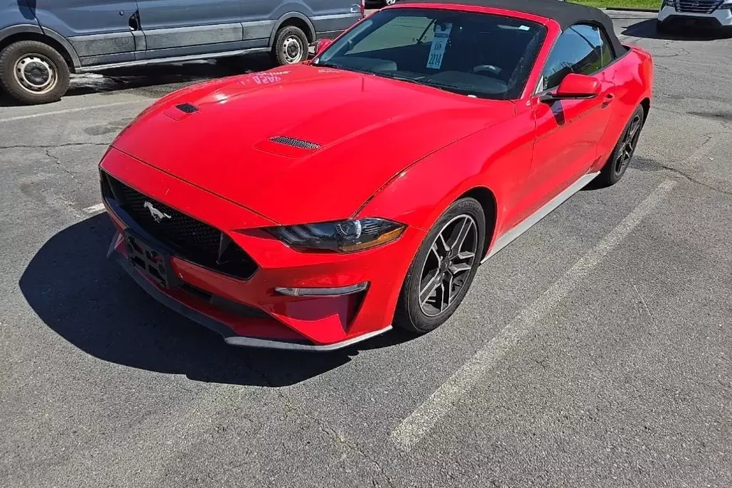2018 Ford Mustang EcoBoost Premium photo 1