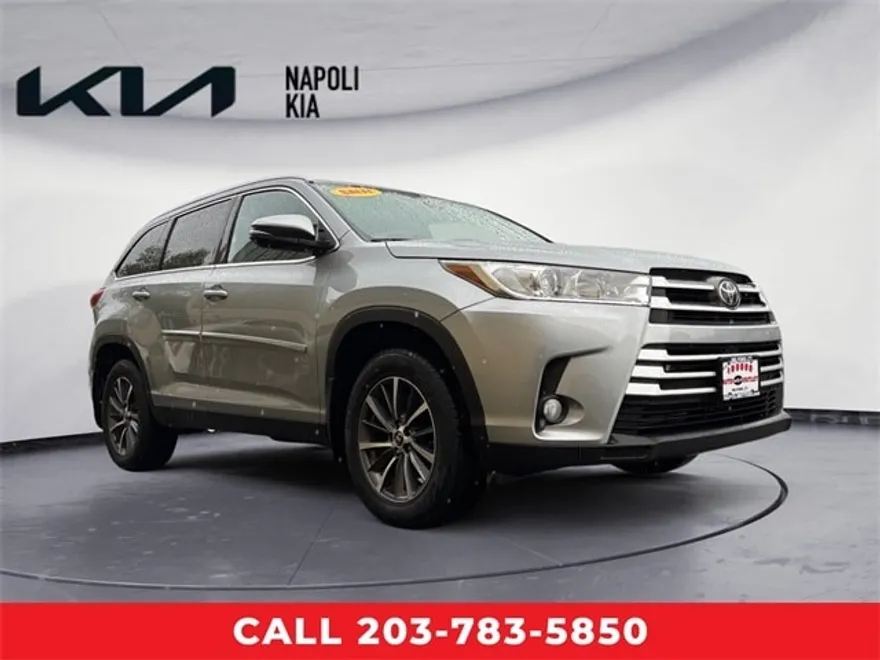 2019 Toyota Highlander SE XLE photo 1
