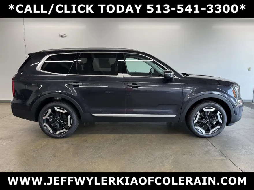 2025 Kia Telluride S photo 1