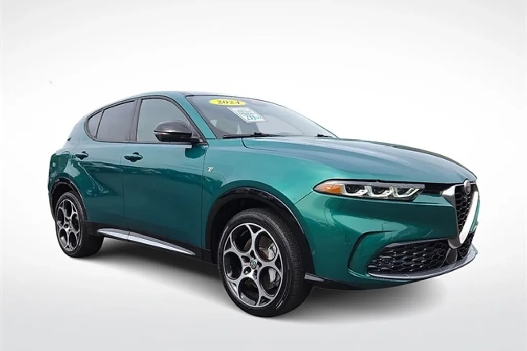 2024 Alfa Romeo Tonale Ti photo 1