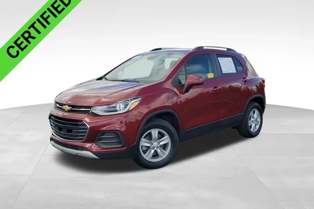 2022 Chevrolet Trax LT photo 1