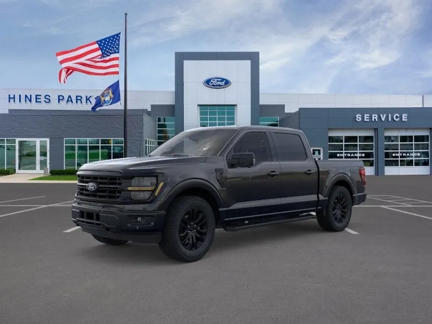 2025 Ford F-150 XLT photo 1