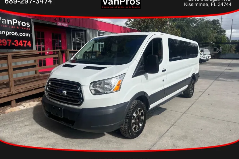 2018 Ford Transit XLT Van photo 1
