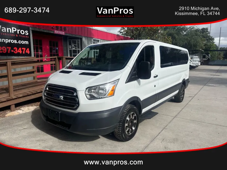 2018 Ford Transit XLT Van photo 1