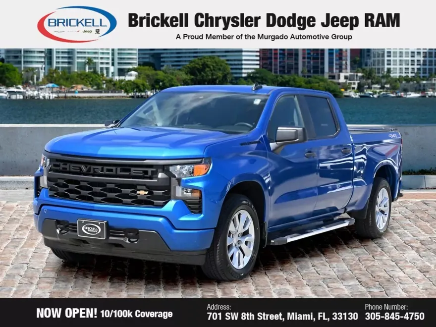2023 Chevrolet Silverado 1500 Custom photo 1