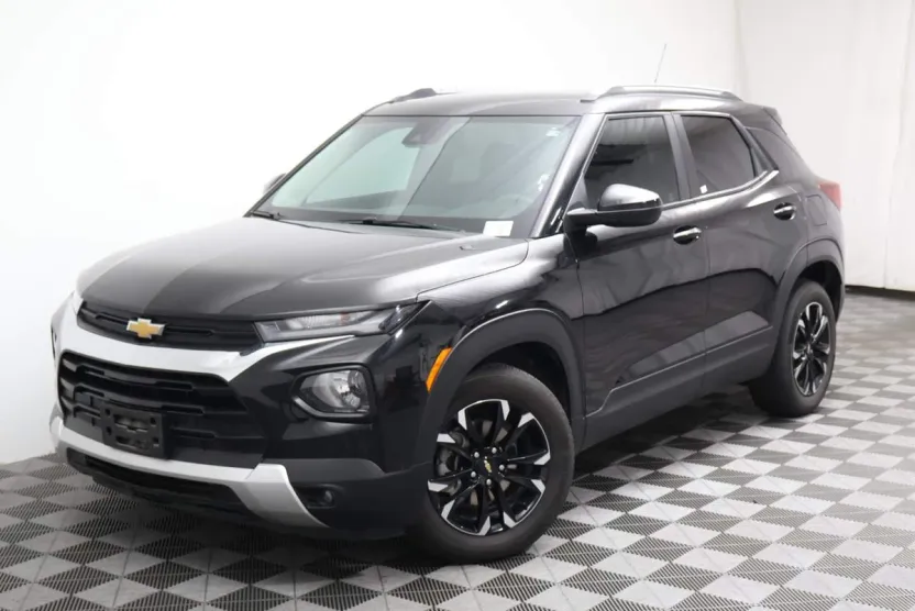 2023 Chevrolet Trailblazer LT photo 1