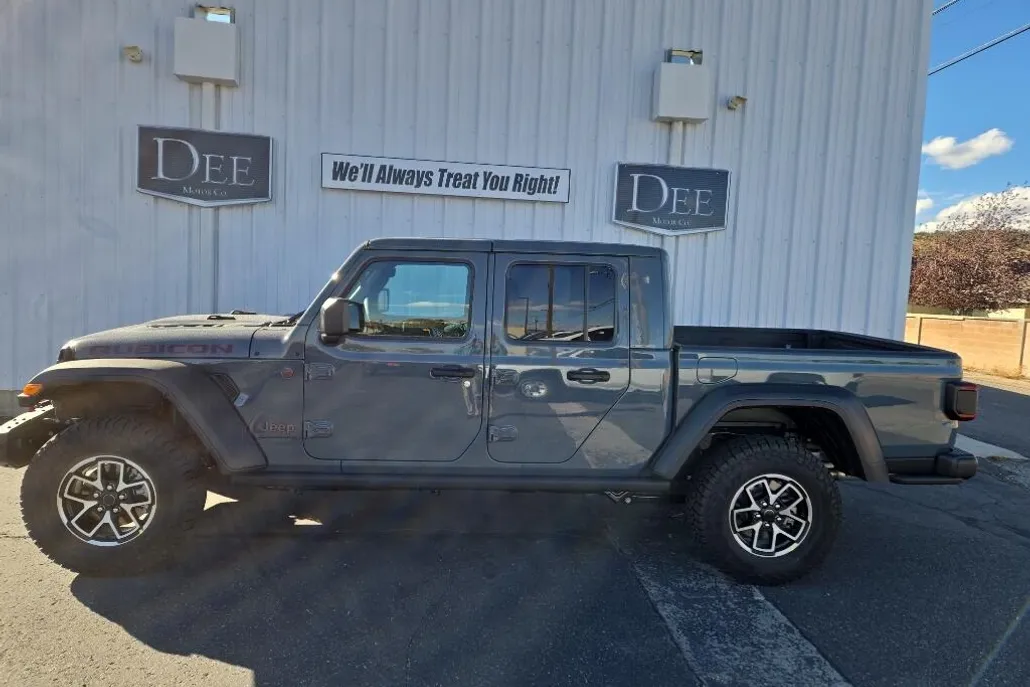 2025 Jeep Gladiator Rubicon photo 1