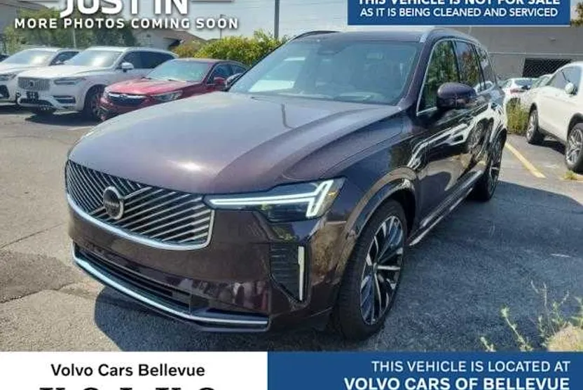 2025 Volvo XC90 T8 photo 1