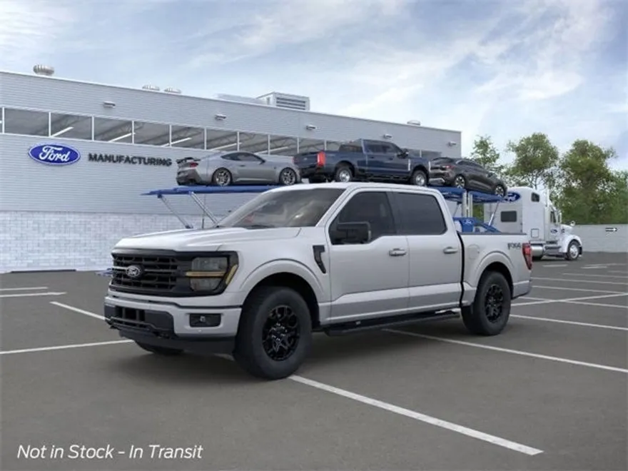 2025 Ford F-150 XLT photo 1