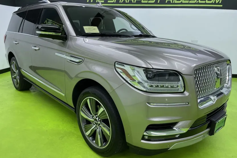 2019 Lincoln Navigator Reserve photo 1