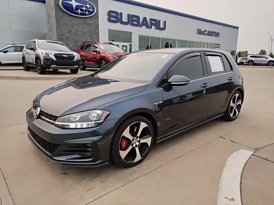 2019 Volkswagen Golf GTI S photo 1