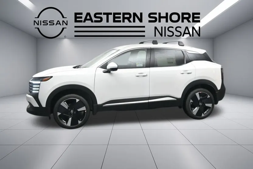 2025 Nissan Kicks SR photo 1