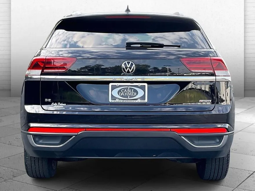 2021 Volkswagen Atlas Cross Sport SE photo 1