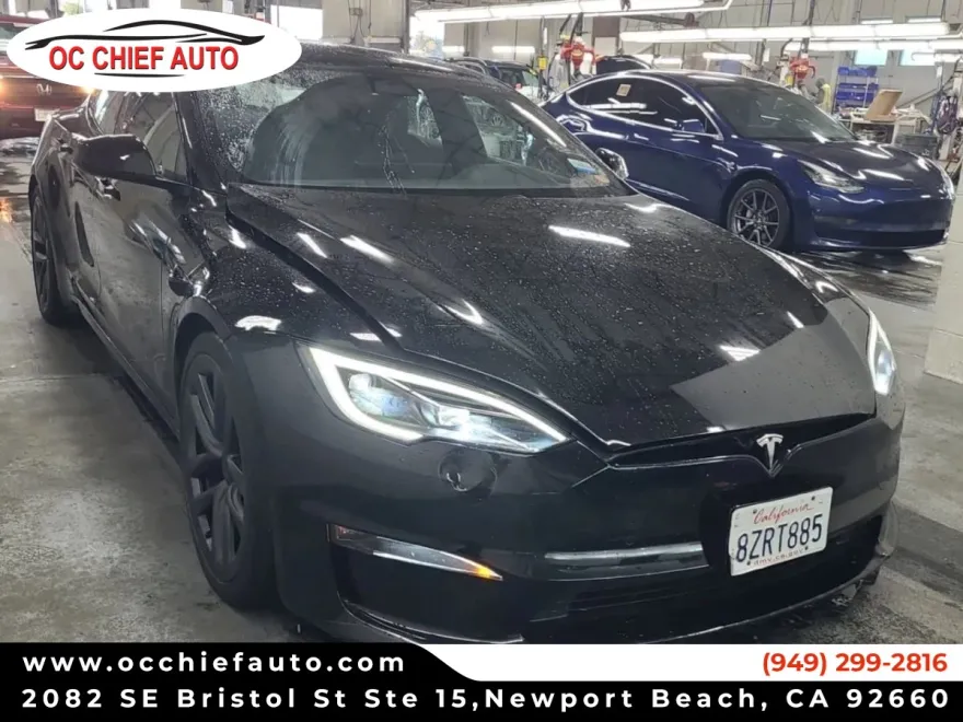 2022 Tesla Model S photo 1
